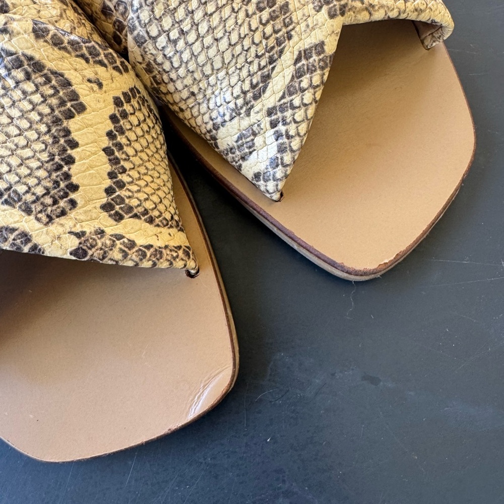 EVERLANE The Day Crossover Snake Print Sandals SZ 9 - Picture 4 of 7